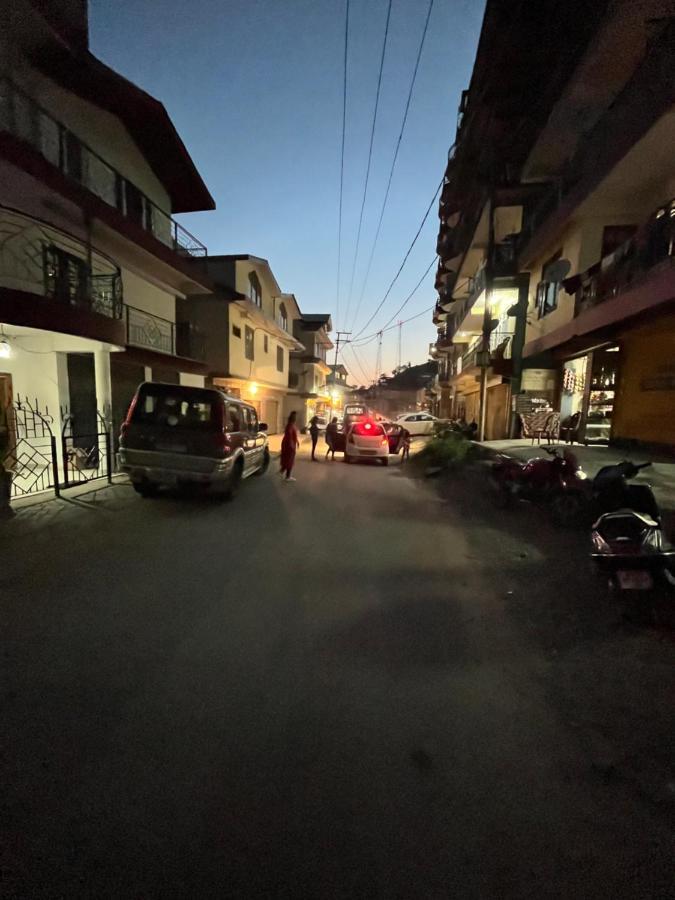 Residence Inn Homestay Shimla Bagian luar foto